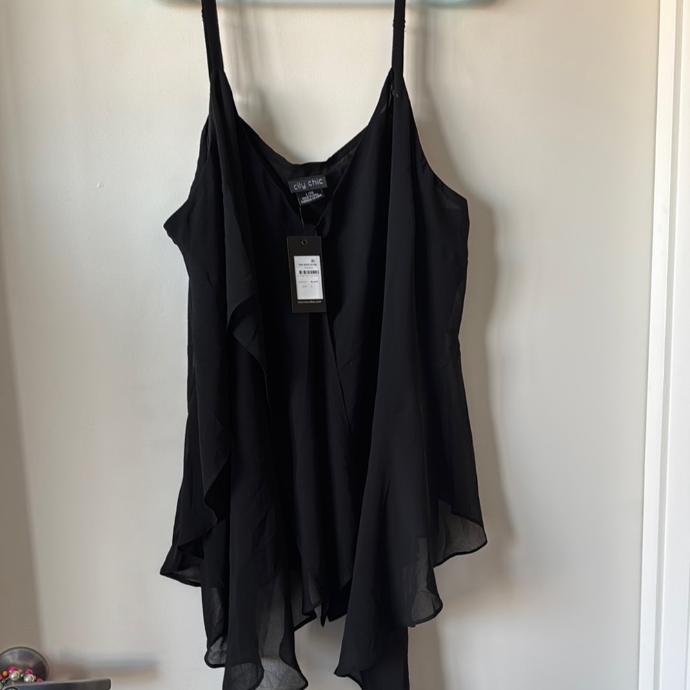 Chic Black Sleeveless Top